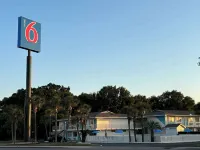 Motel 6 彭薩科拉，佛羅里達州 - 機場西