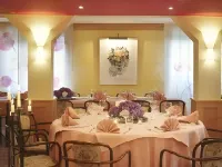 Hostellerie les Bagenelles Hotels in Saales