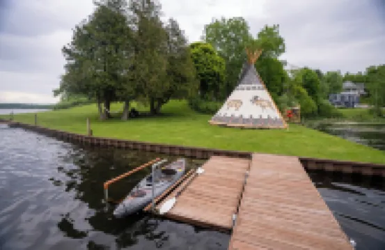 #2 Lake Front Condo - Hamlin Lake, Ludington MI - 10 Guests