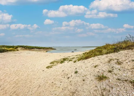 Beautiful Holiday Home with a Whirlpool
