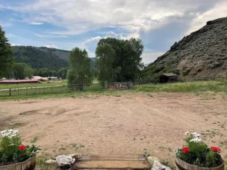 Ursa Miner - Quiet, Dark Sky, 6 Miles from Pitkin!