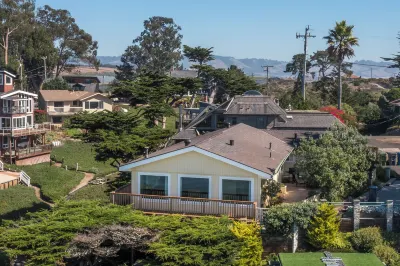 Stunning Coastal Cottage w/ Views of Monterey Bay!
