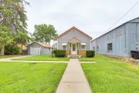 Dtwn Belleville Home w/ Yard < 1 Mi to High Banks