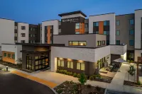 Residence Inn Sacramento Cal Expo Hotels near Verizon