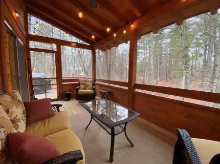 Quiet Sports Oasis-Wooded & Private Отели в г. Ленрут