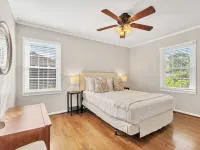 Family-Friendly 3/2 Home Near Prisma, Fenced Yard Hotels in Dunean