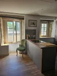 Aux 3 Maillets 1. Beautiful apartment in a 16th-century house.