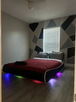 Close To Disney / Sea-world ! Hotel dekat Publix Super Market at Village Shops at Bellalago