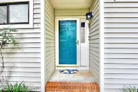 Lazy Lemon; Walk to Koka Booth; Near Wake Med Cary; Well Appointed; Central