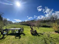 House surrounded by greenery between Civita di Bagnoregio, Orvieto and Bolsena