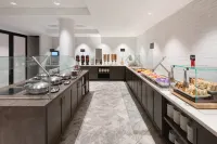 Embassy Suites by Hilton Tysons Corner - Bữa sáng
