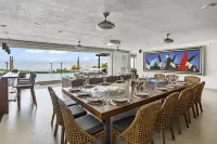 Spacious villa in brilliant Bucerías with AC, Chef, Pool