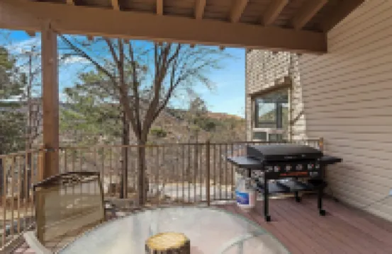 Arcade-Filled Mountain Escape at Little Bear Lodge