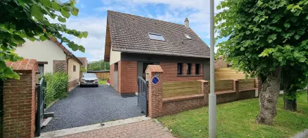 Aux Passagers de la Baie  Maison le Crotoy, 4 Bedrooms 8 Voyageurs & 1 Baby.