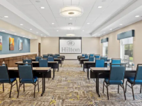 Hampton Inn Suites by Hilton Cincinnati West Hotels in Dent