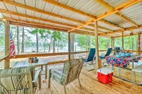 Home on Jordan Lake w/ Shared Dock & Boat Slip! - 2-Sterne