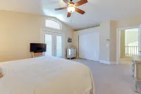 Pool & Spa! Goodyear Home, 1 Mi to Golfing - balcony