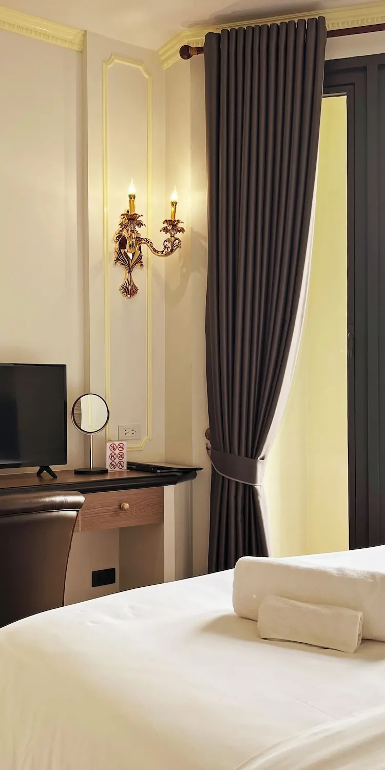 ห้องพรีเมียร์พร้อมวิวเมือง(เตียงคิงไซส์)