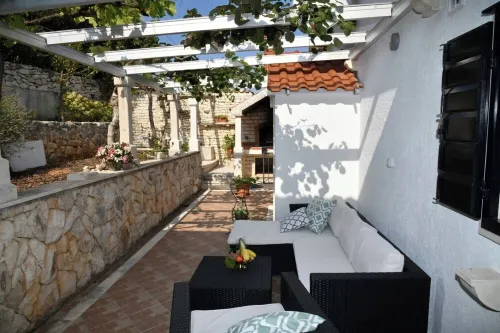 Dalmatian villa with pool and breathtaking sea views Hotels in Postire