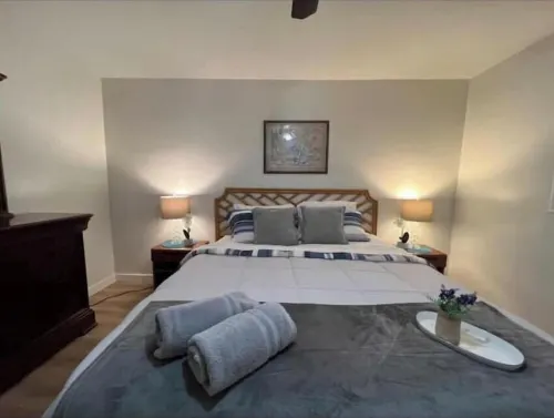 Comfortable getaway 3 bedroom with free Wi-Fi. Hotels in Rialto