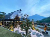 Luxcamp Selo - Merapi View by Horison Hotels in 