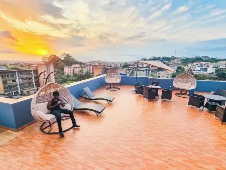 Platinum Lux 2-bedroom unit at the O's Apartments