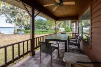 Private Lake View House Rental close to wonderful Big Bass Grill restaurant