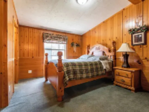 The Bear Cabin at the Riviera Resort in Neillsville, Wisconsin! デューハーストのホテル