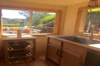 Tranquil Equestrian Retreat in Shadow Hills – Ideal for Extended Stays