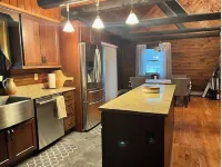 3-bedroom cabin in peaceful Bloomingburg with WiFi, AC Hotels in Mamakating