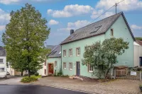 Nengshof apartment Buttercup