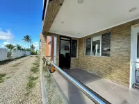 Affordable Apartment for Family / Friends  3 Bed Room .