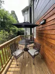 Renovated Historic 1870 Home 2 BR Suite on 1st Floor Full Amenities Firepit Deck