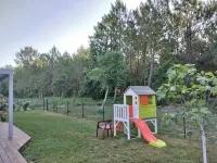 Maison Neuve de 150m2, Avec Piscine Chauffée Face à la Forêt, Proche de la Plage