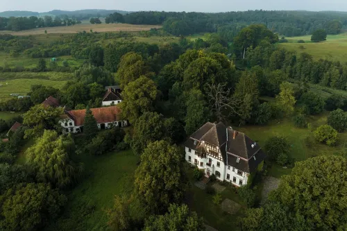 Country villa with 3 vacation apartments and sauna for families and friends Hotel di Kuhlen-Wendorf