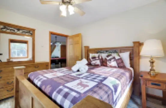 Sleeps 20, Karaoke Room, 1 Min Walk to Lake, Near Jack Frost, Big Boulder