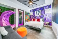 Back Stage Villa,  A Tribute 2 Rock Icons & Their Timeless Souls 7Brm 6 Btrm