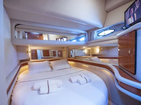 Luxury Motor Yacht 6 pax capacity for Rent in Göcek, Fethiye | www.yachttogo.com Отели в г. Gocek