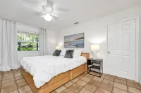 Beautiful 3Br/2Ba House w/Heated Pool