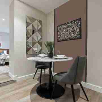 Sleek & Cosy Central-Leeds Apartment for 3-People! Others