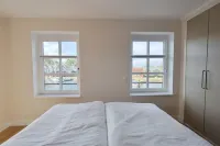 Large pirate's nest - By the sea