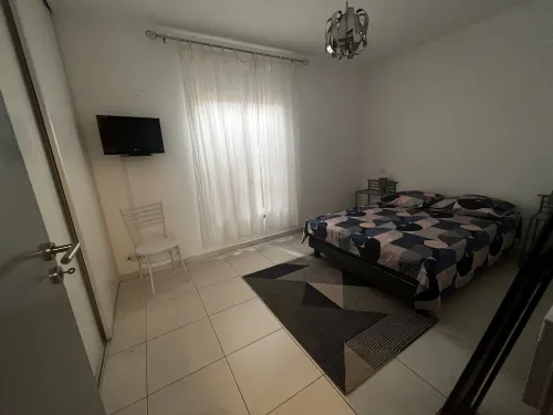 Apparently exceptional 105m2 terrace 35m2 100m from the port