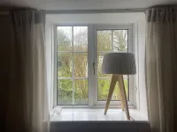 Delightful 2 bed cottage near airport with Free Parking and Wi-fi Hotels in Claverham