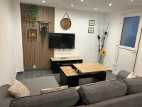 52 m2 apartment in Bezons, 15 minutes from La Défense Hotels in Bezons