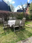 Cozy cottage on the outskirts of Hamburg with garden and good connections Hotels in Borstel-Hohenraden