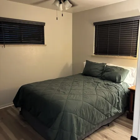 Charming Duplex with New AC & heater with WiFi