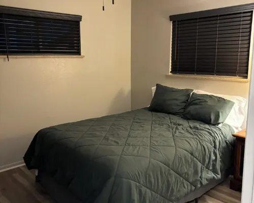 Charming Duplex with New AC & heater with WiFi Hotels in La Junta