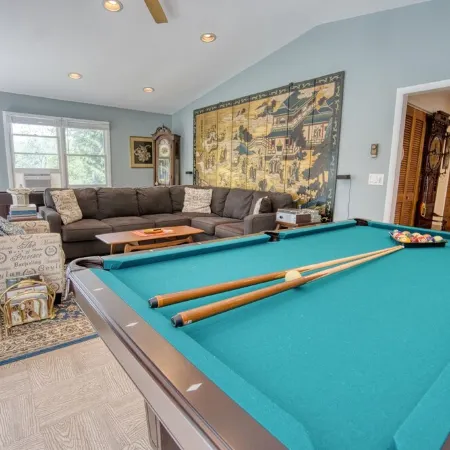 Catskills Getaway: 3BR Retreat w/ Media Room, Near Casino, Bethel Woods & More!