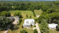 The Parkview: 4,120 SF Luxe - 3-min to DT Franklin