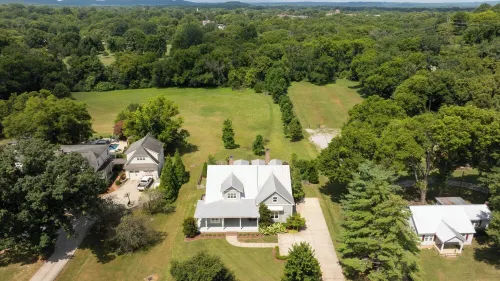The Parkview: 4,120 SF Luxe - 3-min to DT Franklin